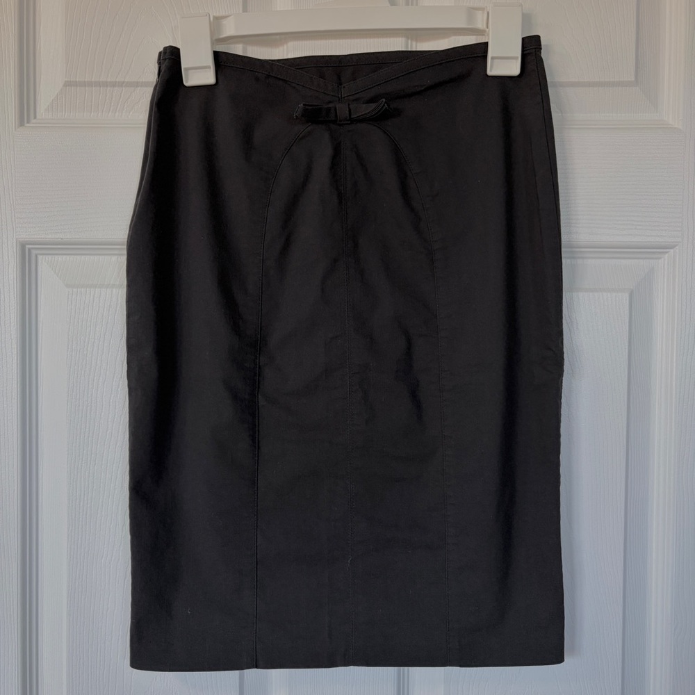 XOXO Black Pencil Skirt with Bow Front (Size 5/6)